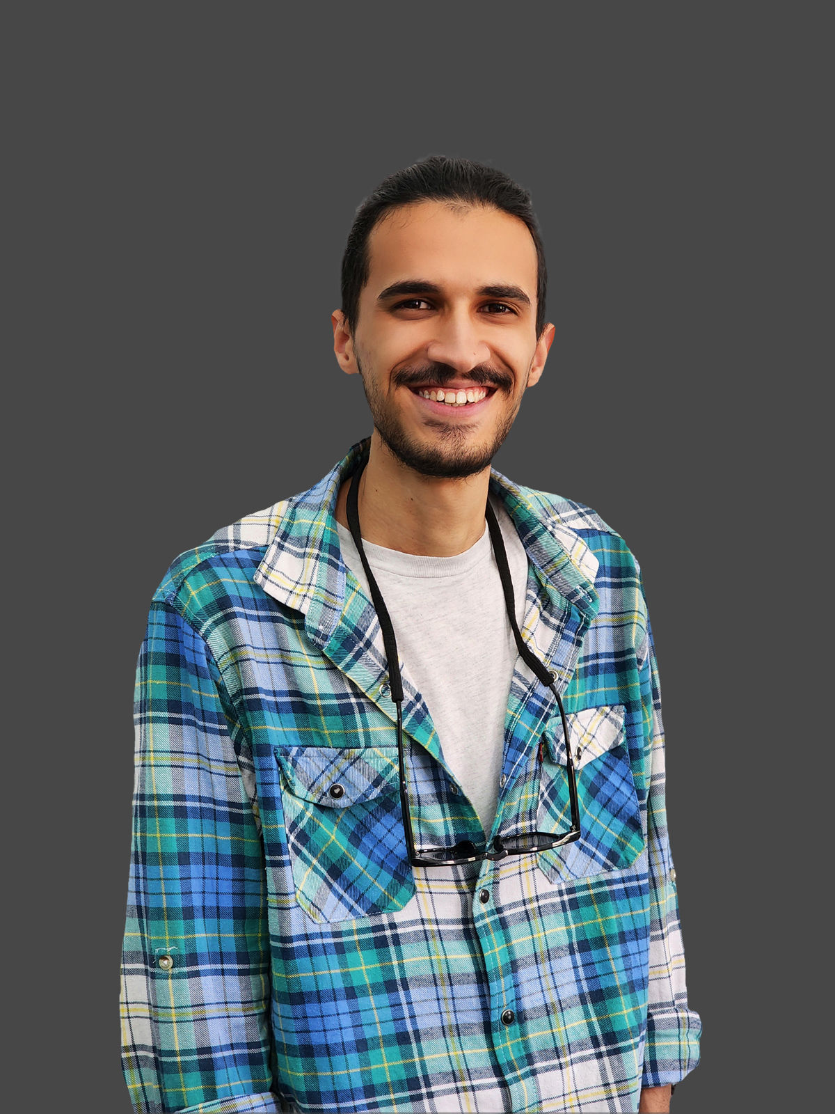 آریا آزاده